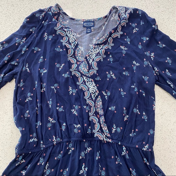 Blue Floral Romper with 3/4 sleeves- women size L - Picture 2 of 10